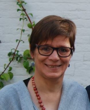 Fabienne ANNYS - Translator & Interpreter in Catalan, Dutch, English, French and Spanish